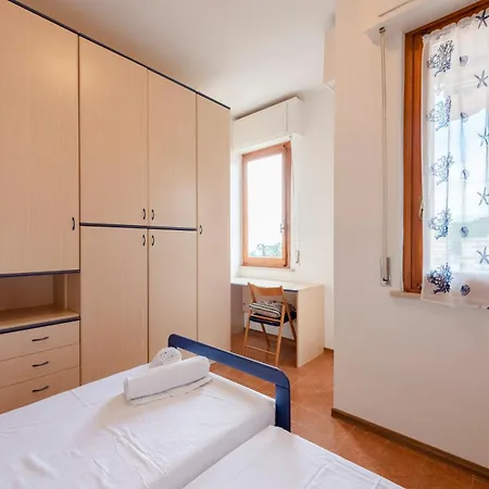 Apartment Joivy Seaview Charming Flat With Common Pool & Tennis